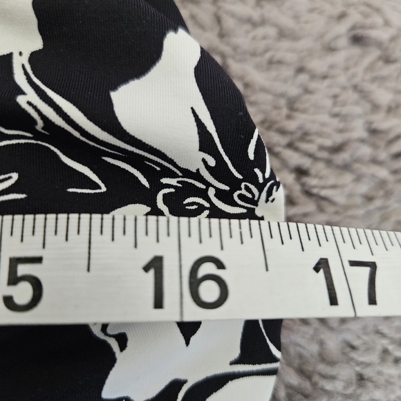 Lands End Bundle of Two Womens Tankinis Sz 8 - Picture 6 of 10